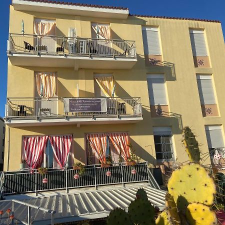 Piccolo Hotel Di Lavagna Luaran gambar