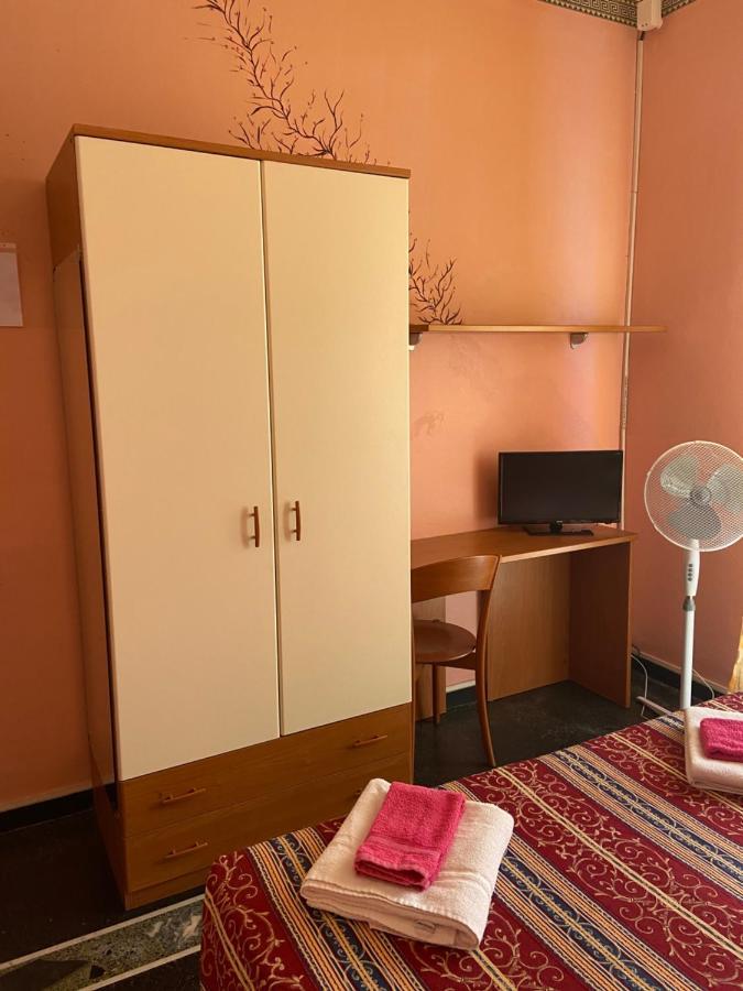 Piccolo Hotel Di Lavagna Luaran gambar