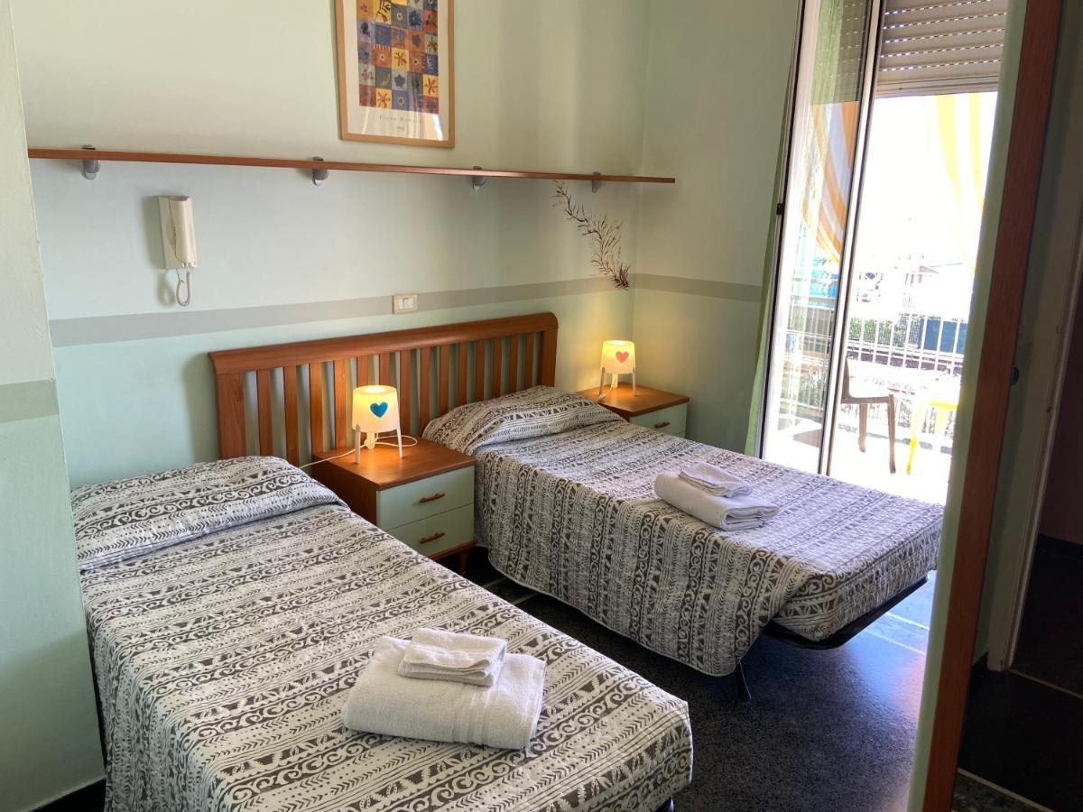 Piccolo Hotel Di Lavagna Luaran gambar